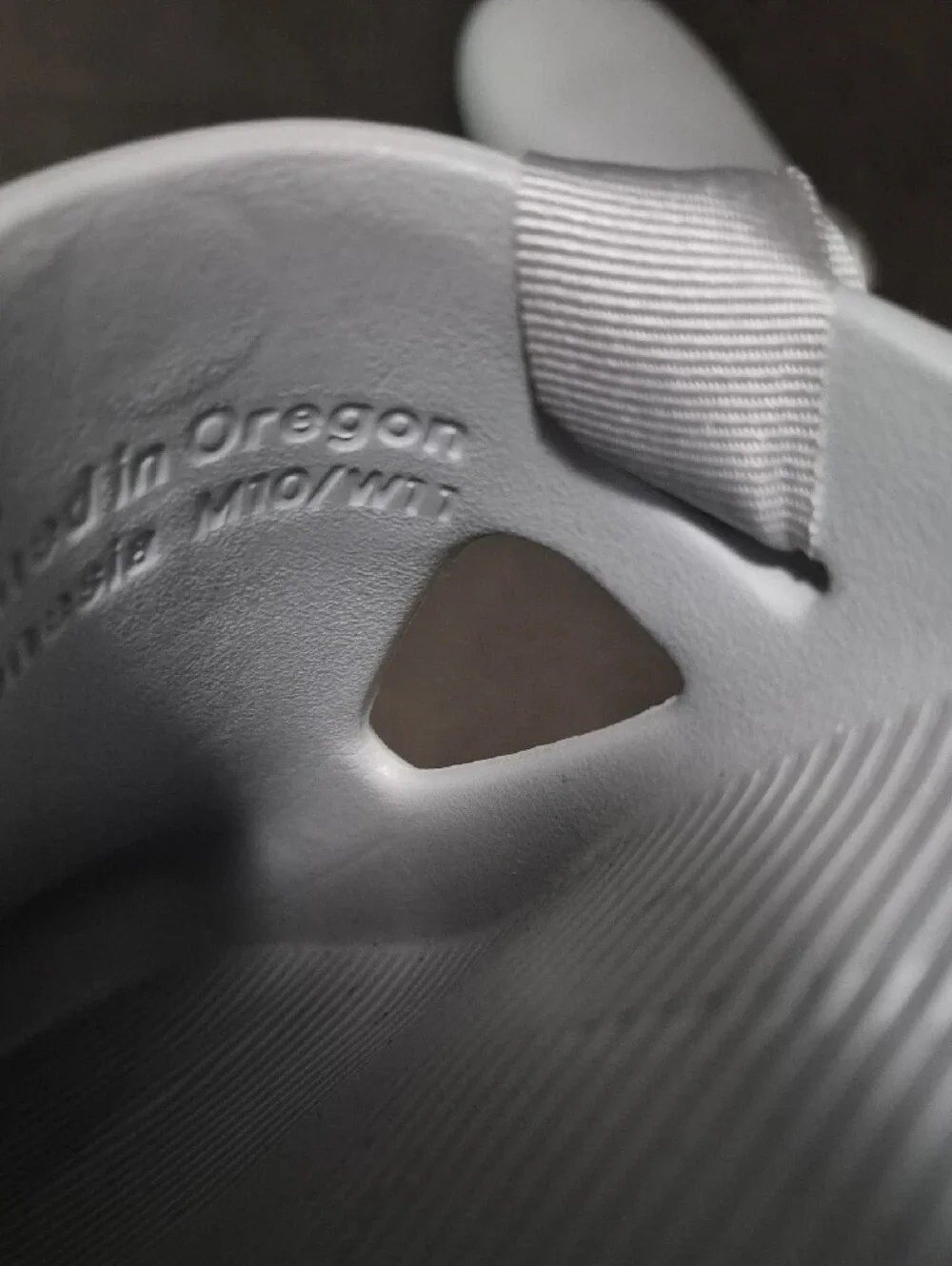 Nike Men’s Light Gray Slip-On Slingback Sandals